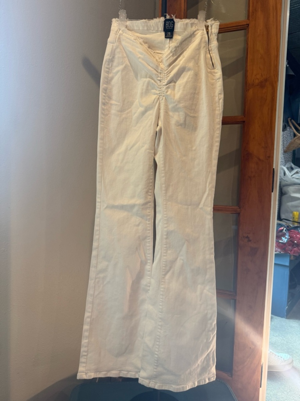 BDG Urban Outfitters White Flare Jeans Size 29 Raw Hem High Rise Y2K Boho - Picture 2 of 12